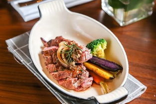 魔都尋味 解鎖小龍蝦自由，一碟調料的靈魂盛宴